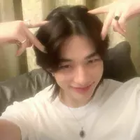 𝙷𝚢𝚞𝚗𝚓𝚒𝚗𝚗𝚒𝚎<3 (hyunjinnie143)