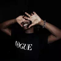 W y o T a z ✞ (tazwithdaswifts)