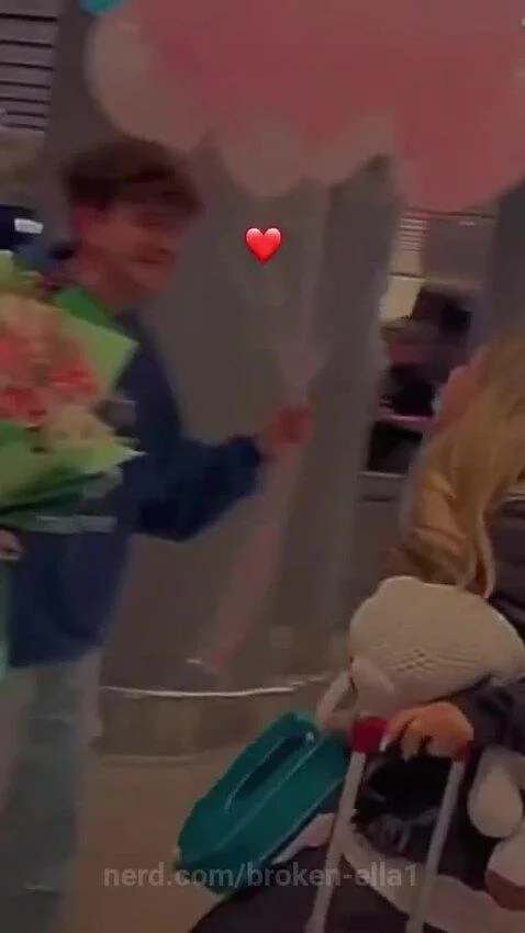 Pov: when he comes to collect you from the Airport✨ by broken-ella1