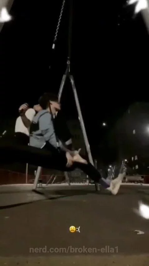 Him Treating you like a queen🥺 by broken-ella1