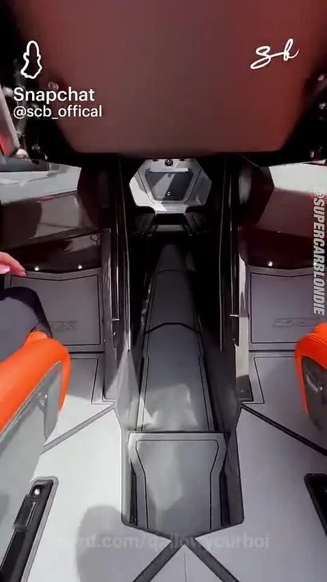 Video by dollowyourboi