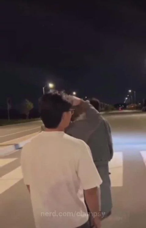 What In the What? by clampsy