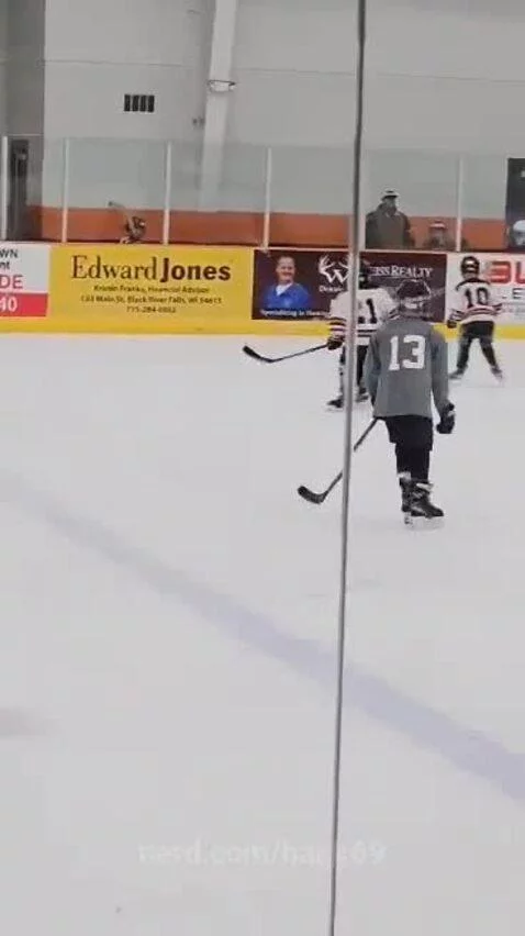 Big hit for little kid by hank69