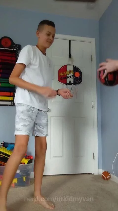 Basketball with HeisHim24 by urkidmyvan