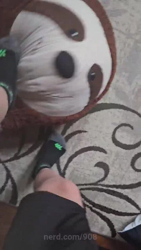 Roommates be like by 908