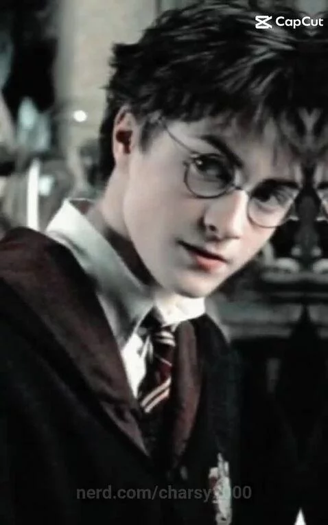 This makes me weak in my knees by charsy2000