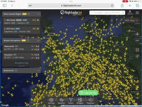 Airbus Beluga speed run (10 seconds) by roundabout