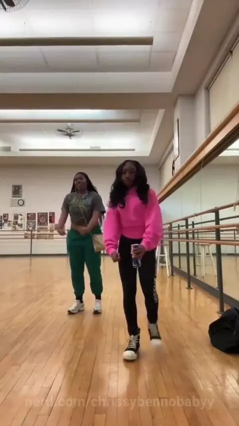 OHH OUU OHHH OHH🥹 by chrissybennobabyy