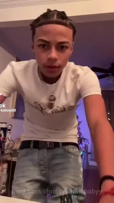 DD osama!!.🌚 by chrissybennobabyy