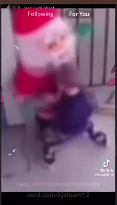 Santa got beat up.. by incorrectmassage