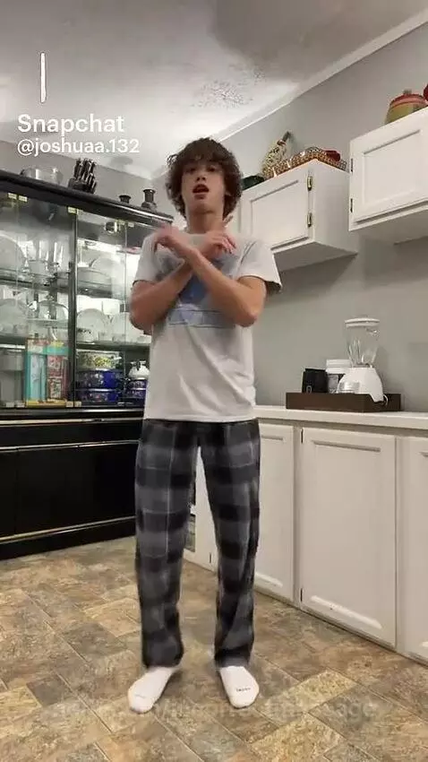 Video by incorrectmassage