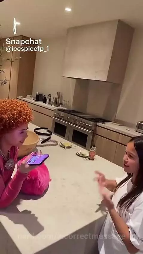 Video by incorrectmassage