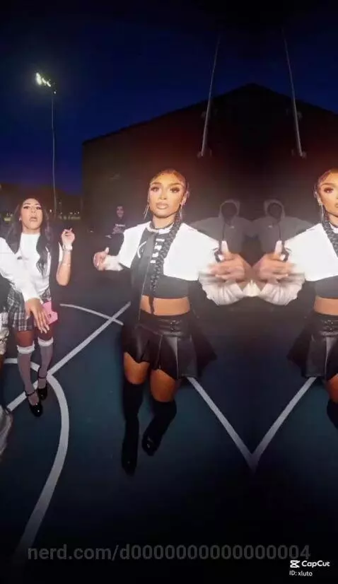 Video by d0000000000000004