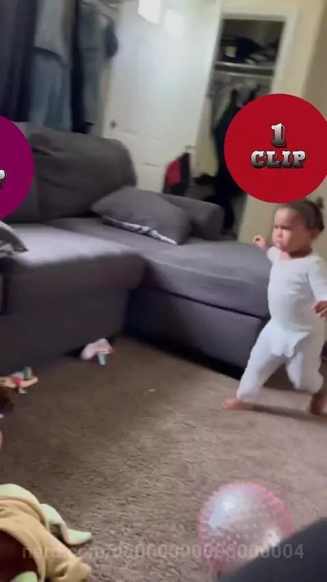 Video by d0000000000000004