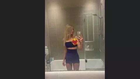 NOW YALL CANNOT TELL ME SHE IS NOT PRETTY! LMAO by eforever