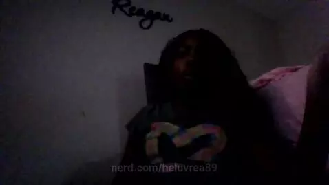 hiiiiiii by heluvrea89