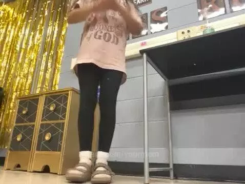 yourmom post preview