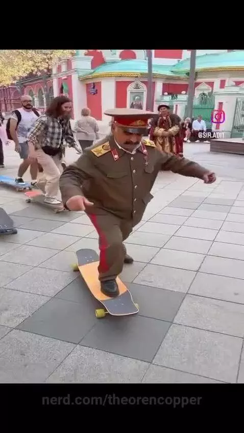 he be skating by theorencopper