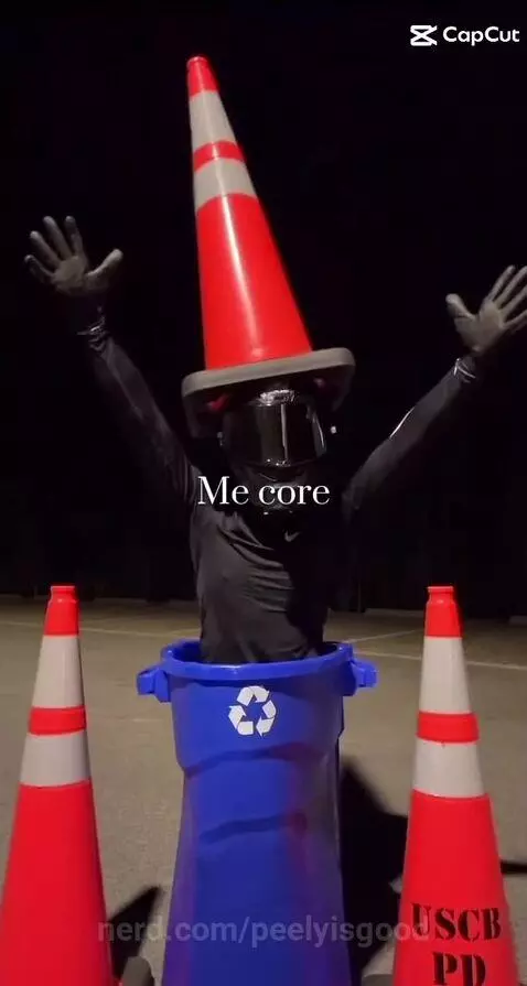 Me core by peelyisgood