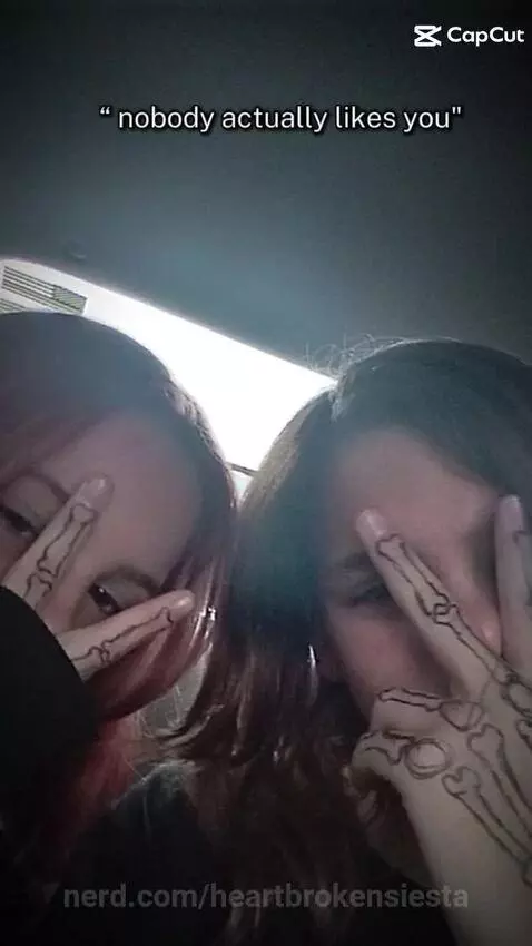 Video by heartbrokensiesta