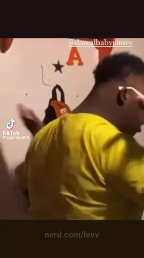 Von uh uh uh uh 🥹✌️ by levv