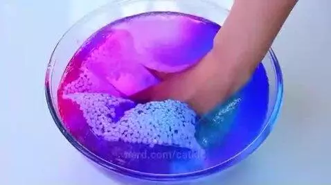 like, put any heart type emoji in the comments, and follow f... by catkid