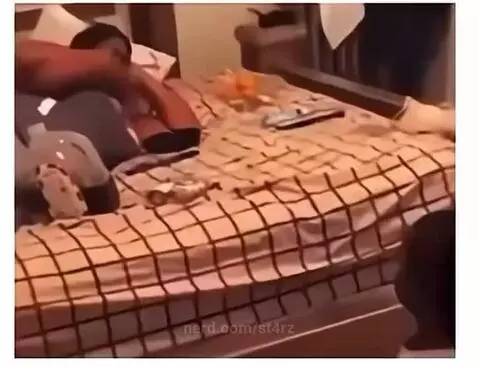 U SHIDDEDDD by st4rz