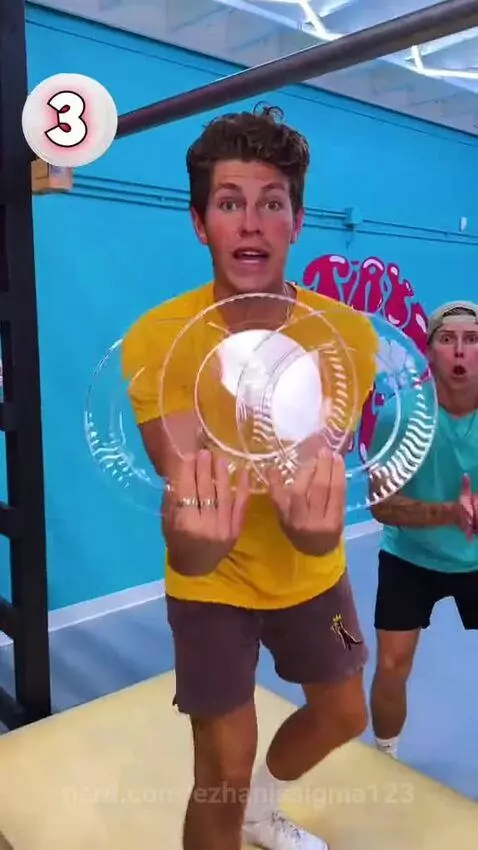 how many? by ezhanissigma123