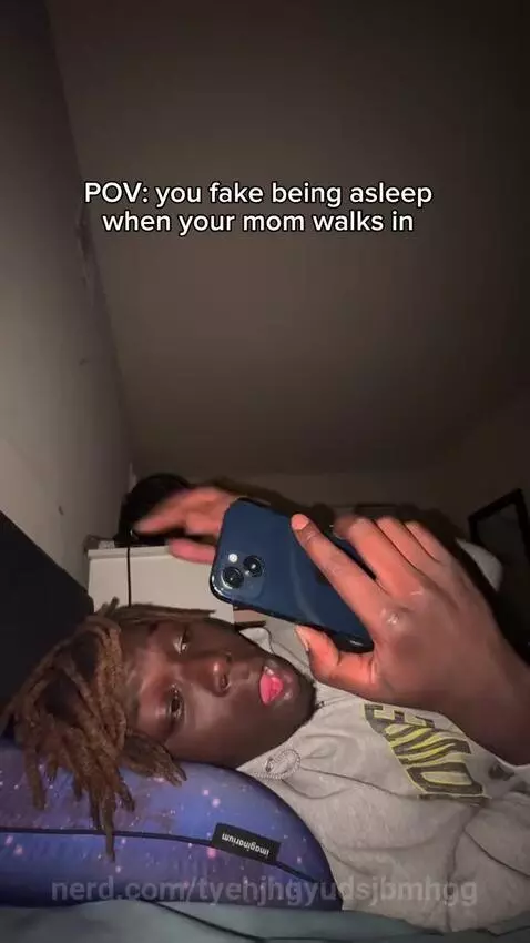 e by tyehjhgyudsjbmhgg