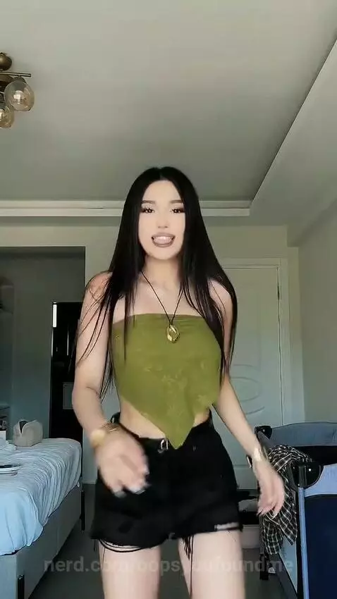 Video by oopsyoufoundme