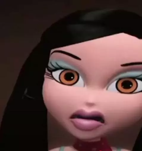 She acts like she saw a ghost🥀 by maknaemenace