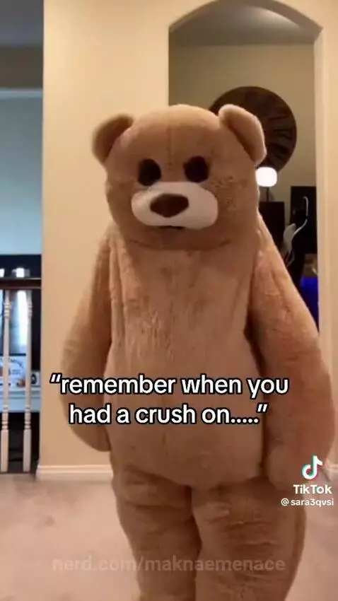 ZIP IT👹 by maknaemenace