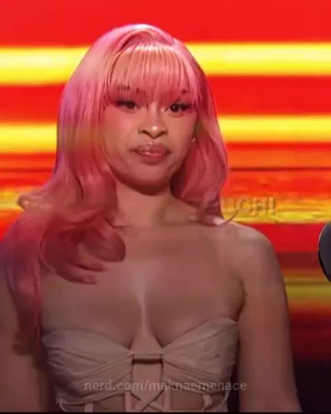 They dropped this>>👑 by maknaemenace