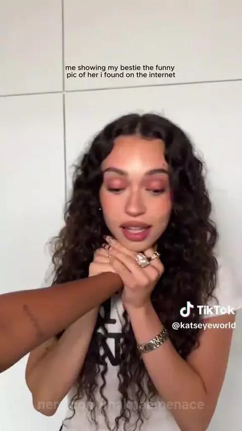 😂 by maknaemenace