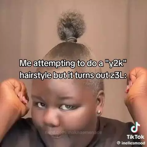 😂😂 by maknaemenace