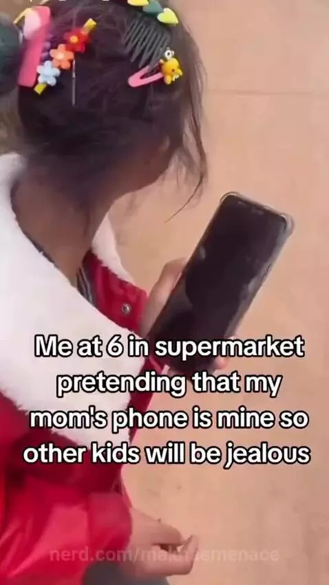 floptok🤪 by maknaemenace