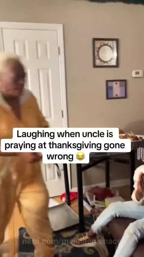 DAYUM💔 by maknaemenace