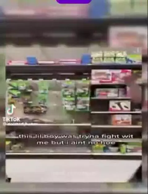 She aint no hoe by mimi