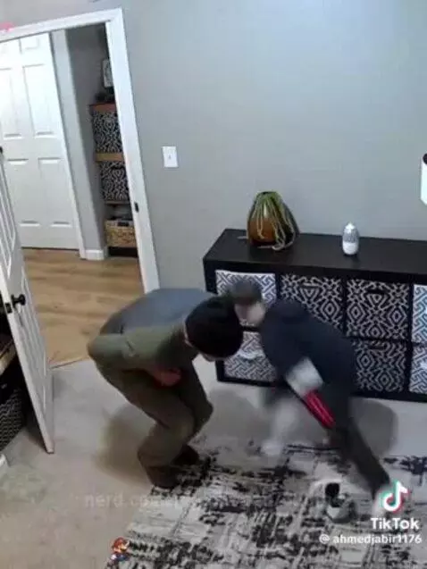 vr by gfg37vfb4873hbfn4