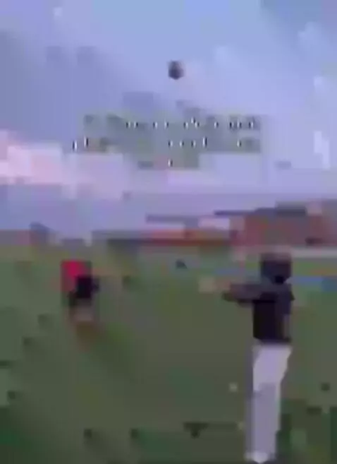 me when the huzz is looking.. by whit3win3andr0s3s