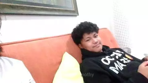 First time eating Feastables!!! by timothy