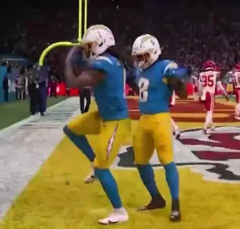 Touchdown dance by nineja