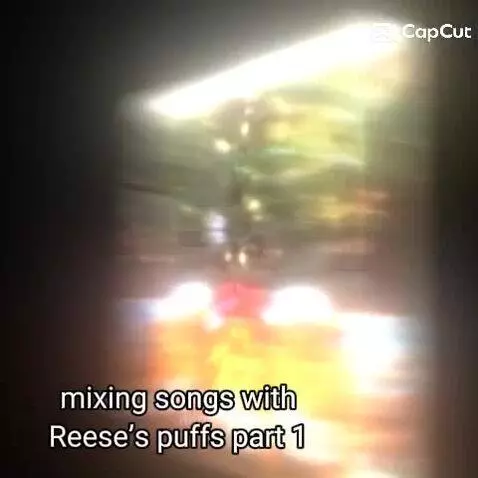 Mixing resese puffs with random songs p1 by nineja