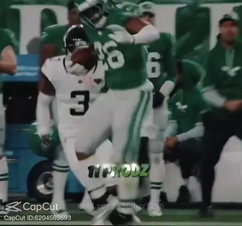 Football by p90thor1256