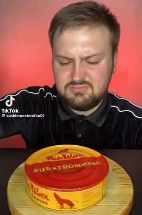 I think bro likes it by thatdreadhead