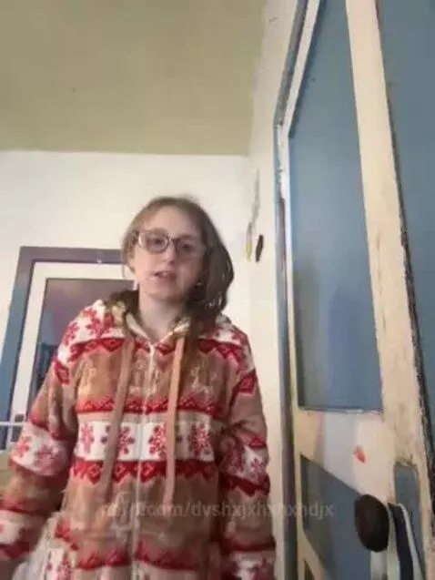 POV: me so comfy doing cheers by dvshxjxhxhxhdjx