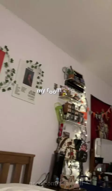 Just a quick room tour👍👍👍👍👍👍👍 by shaniniii