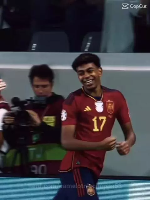 Is lwk wild how lamine yamal won the euros at 17 by camelotnlechoppa53