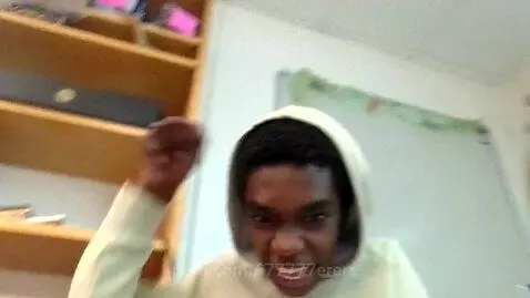 hey thang u wanna take e me to taco bell by 677777erere