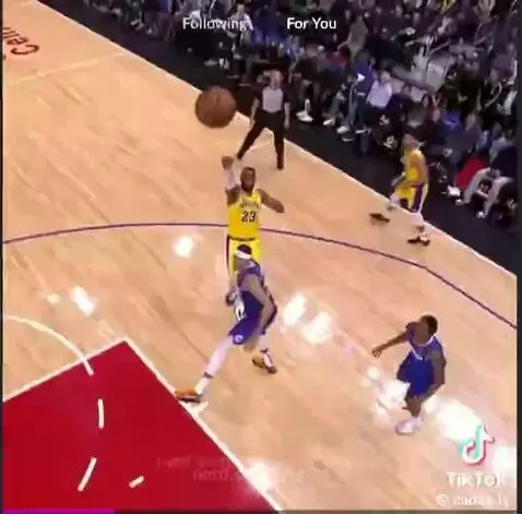 LEBRONNNN by albert1